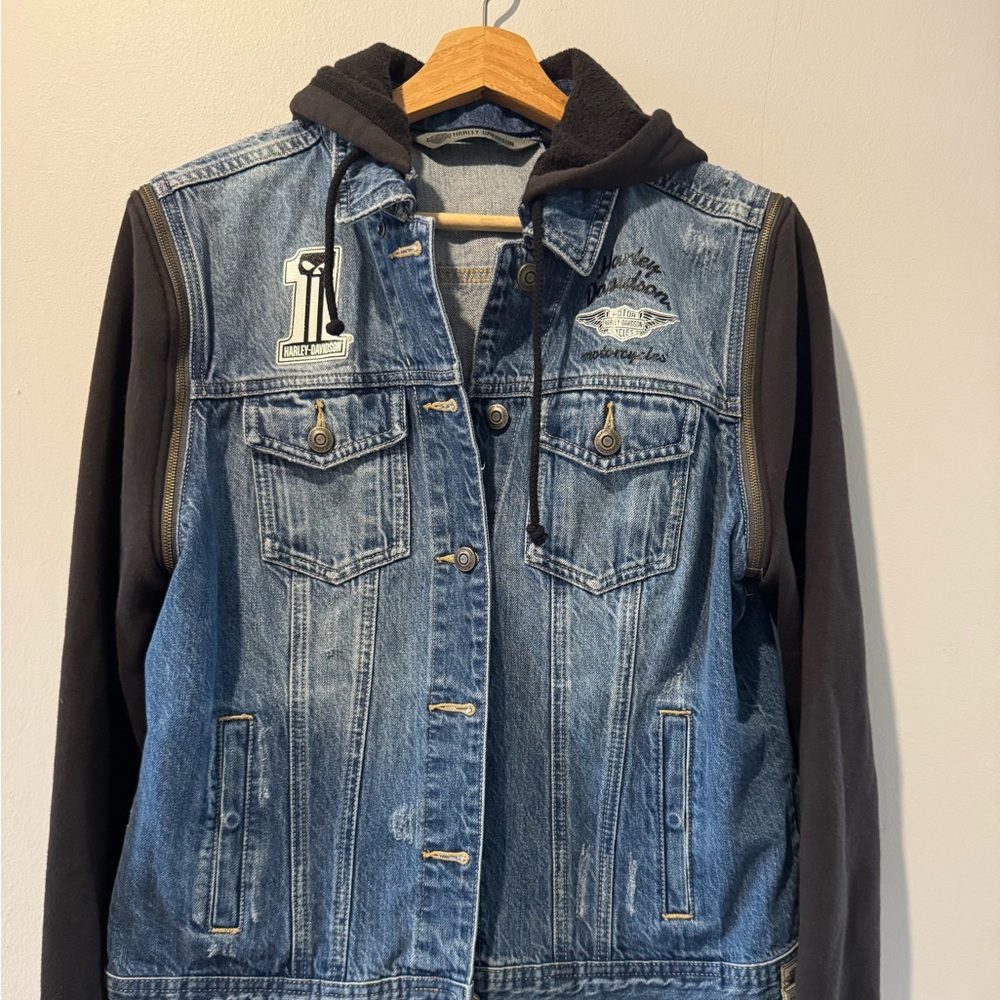 Harley-Davidson Denim Jacket Hoodie Hybrid Zip-Sleeve | Medium Wash | MKE WI